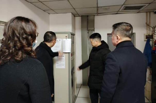 省尊龙凯时集团党委书记、董事长游勇检查督导春节安全生产并看望慰问干部员工
